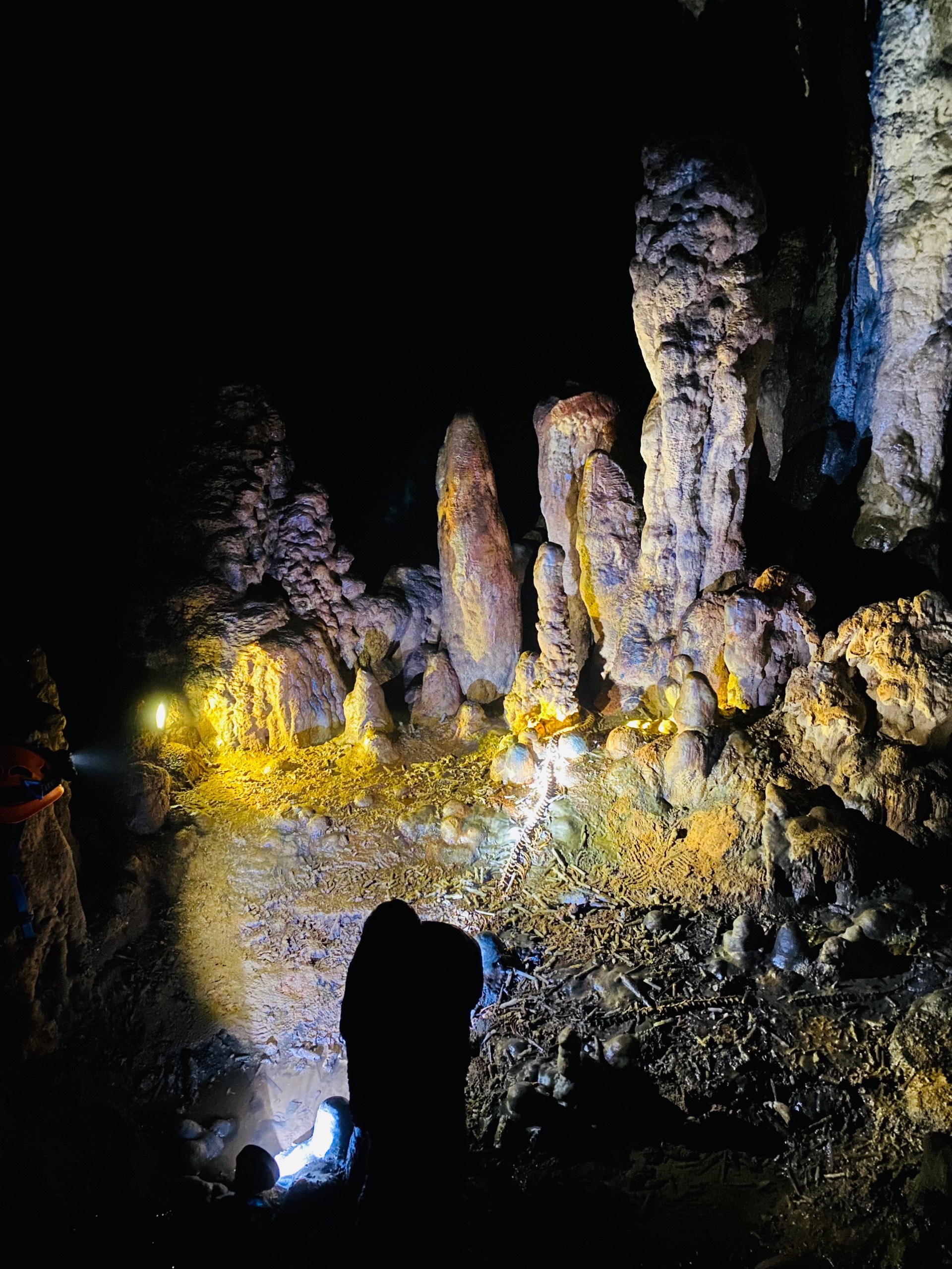 RUC MON CAVE 2 DAYS/1 NIGHT